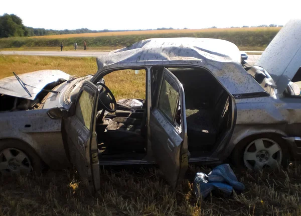 2010年 平成22年 6月14日 ウクライナ ハリコフ事故 車両損壊 道路交通事故 — ストック写真