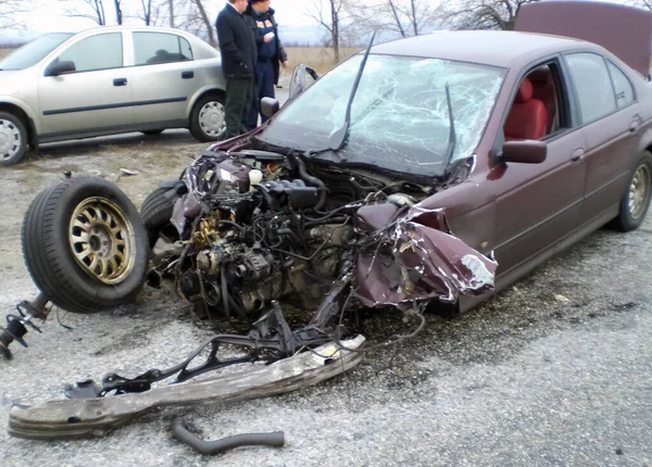 Kharkov Ucrania Junio 2010 Consecuencias Accidente Automovilístico Automóvil Destrozado Accidente —  Fotos de Stock