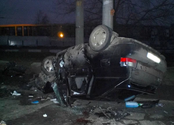 Kharkov Ucrânia Junho 2010 Consequências Acidente Carro Carro Destruído Acidente — Fotografia de Stock