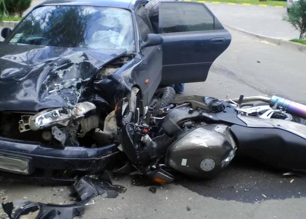 Charkow Ukraine Juni 2010 Folgen Eines Autounfalls Ein Autowrack Verkehrsunfall — Stockfoto