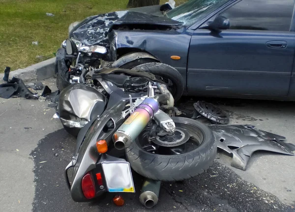 Charkow Ukraine Juni 2010 Folgen Eines Autounfalls Ein Autowrack Verkehrsunfall — Stockfoto