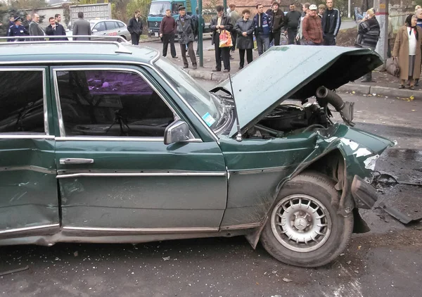 Charkow Ukraine Juni 2009 Folgen Eines Autounfalls Ein Autowrack Verkehrsunfall — Stockfoto