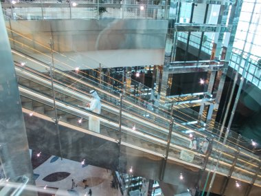 Dubai Havaalanı, BAE - 11 Haziran 2010: Dubai Yolcu Havalimanı Birleşik Arap Emirlikleri, Havaalanı İçişleri.