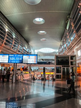 Dubai Havaalanı, BAE - 11 Haziran 2010: Dubai Yolcu Havalimanı Birleşik Arap Emirlikleri, Havaalanı İçişleri.