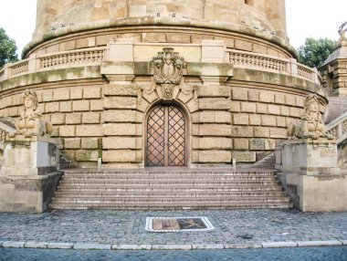 Antika kapılar ve kapılar, kapı, kemer ve kapı şeklinde kültürel miras..