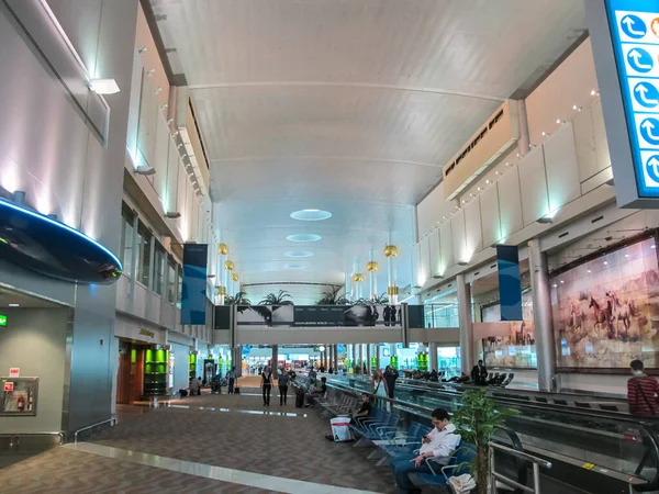 Dubai Havaalanı, BAE - 11 Haziran 2010: Dubai Yolcu Havalimanı Birleşik Arap Emirlikleri, Havaalanı İçişleri.