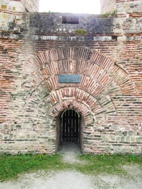 Antika kapılar ve kapılar, kapı, kemer ve kapı şeklinde kültürel miras..