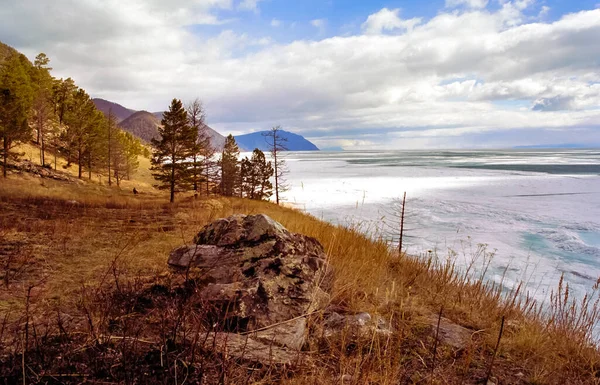 Primavera Baikal Hielo Nieve Lago Derriten Belleza Naturaleza Baikal Primavera —  Fotos de Stock