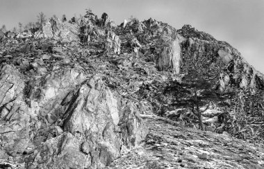 Baykal 'da kış, gölde buz ve kar. Baykal 'ın kışın güzelliği..