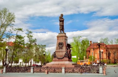 Irkutsk, Rusya - 11 Temmuz 2010: Rusya 'nın Krasnoyarsk bölgesindeki Irkutsk' ta Üçüncü İskender Anıtı