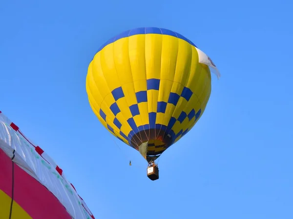 Ballonfestival Jeder Der Eine Eintrittskarte Kauft Die Herrliche Aussicht Auf — Stockfoto