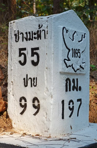 Thailändska 1095 highway post.jpg — Stockfoto