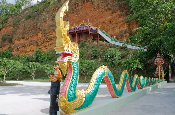 Statue of King of Nagas — Stock Photo, Image