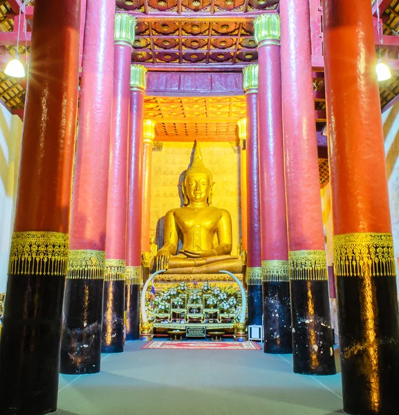 Seated Buddha Image in Temple — Stock Photo, Image