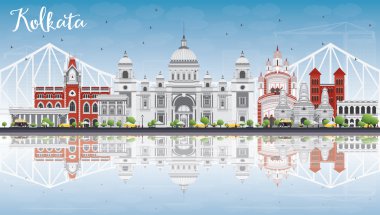 Gri Yerler, Mavi Gökyüzü ve Yansımaları ile Kolkata Skyline. 