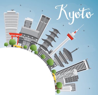 Gri Simgeler, Mavi Gökyüzü ve Copy Space ile Kyoto Skyline. 