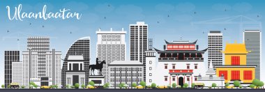 Ulaanbaatar manzarası gri binalar ve mavi gökyüzü ile.