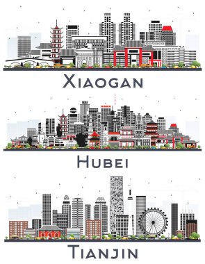 Tianjin, Hubei Eyaleti ve Xiaogan Çin Şehri Skylines Beyaz Renk Binaları ile izole edilmiş. 