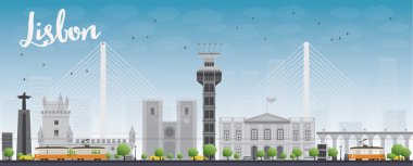 Lizbon şehir manzarası ile gri binalar ve mavi gökyüzü