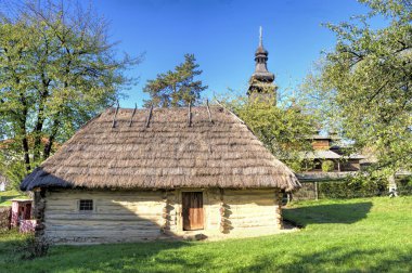 Eski ev - wattle and daub church yakınındaki