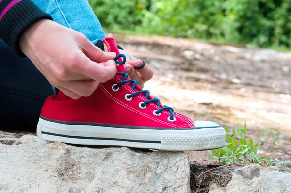 ayakkabı bağcığı bağla