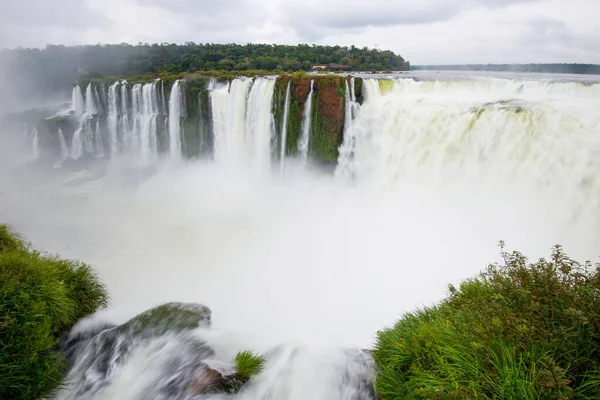 Garganta del Diablo - Wasserfälle von Iguazu, Argentinien. Südamerika — Stockfoto