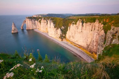 Etretat 'ın Doğal Kayalıkları - Normandiya, Fransa, Avrupa