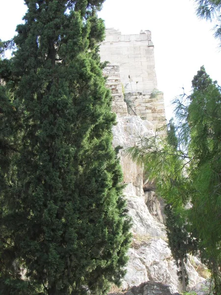 Yunanistan, Atina, Akropolis, Parthenon tepesinde taş duvar