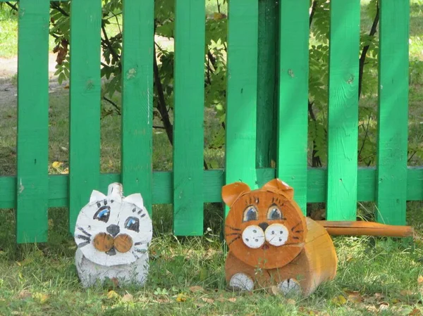 Región Ryazan Pueblo Zhelannoe Figuras Gatos Madera — Foto de Stock