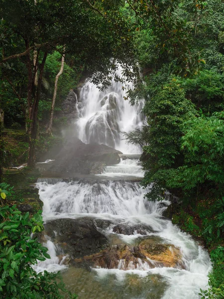 Паньябан Красивый Водопад Национальном Парке Ламнамабури Ранонг Таиланд — стоковое фото