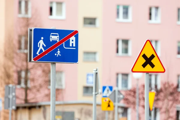 Road sign warning — Stock Photo, Image