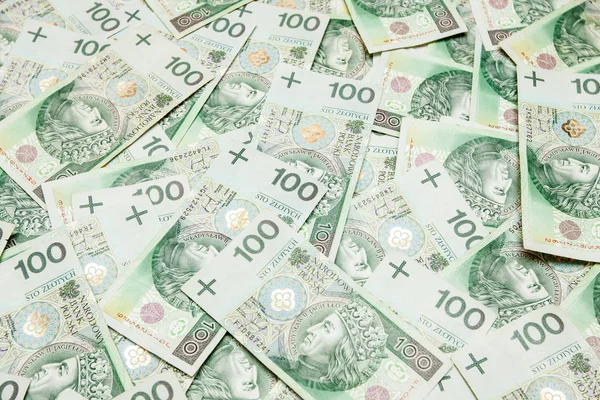 Polskie pieniądze w nominałach 100 — Zdjęcie stockowe