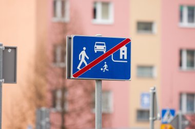 yol işaretleri yol