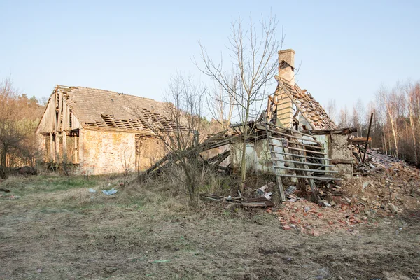 Old building demolished as a ruin — Stock Photo, Image