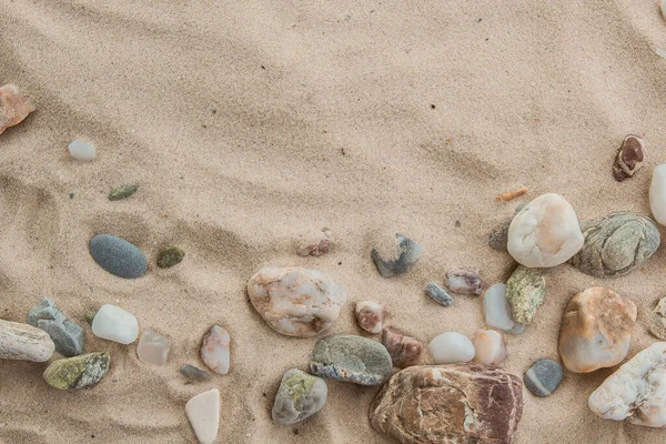 Písku Moře Náhodně Leží Pestrobarevné Kameny Oblázků Řeky Makro Fotografie — Stock fotografie