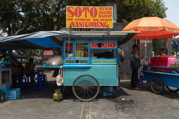 Yakarta Indonesia Octubre 2019 Puesto Comida Callejera Que Venden Nasi —  Fotos de Stock