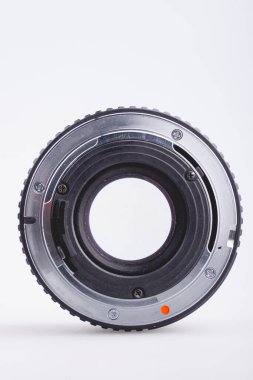 Bilbao, İspanya - 30 Nisan 2010: Fotoğraf makineleri için eski bir Ricoh Rikenon lensinin eski bir editör fotoğrafçılığı, tamamen modası geçmiş ve biraz da antika.