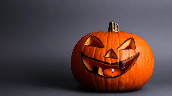 Halloween Pumpkin Jack Lantern Glowing Eyes Gray Background Jack Lantern — Stock Photo, Image