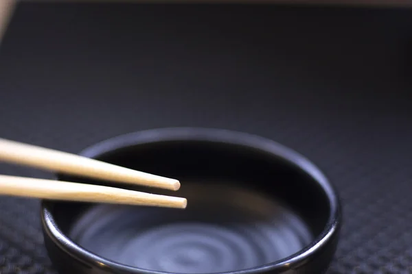 Bacchette orientali tradizionali giapponesi in legno — Foto Stock