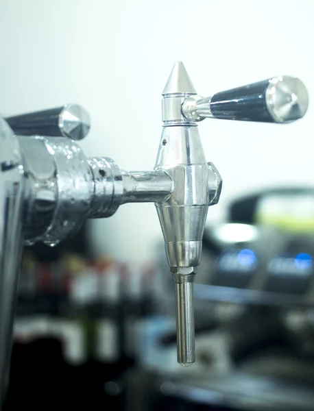 Draft beer pump tap in bar — Stock Photo, Image