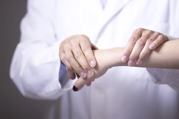 Doctor patient medical examination — Stock Photo, Image