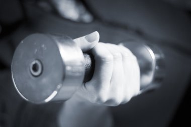 adam kaldırma etmek içinde jimnastik salonu