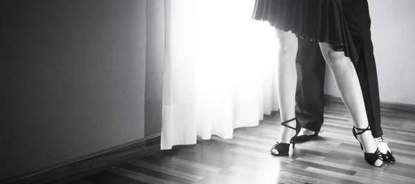 Balo salonu dans latin dansçılar