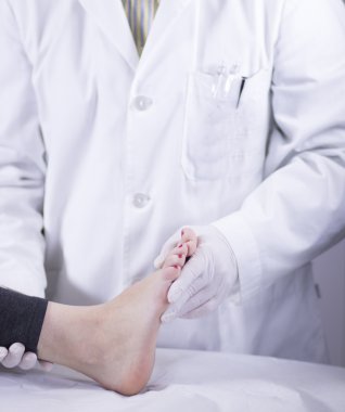 Doktor hasta muayene