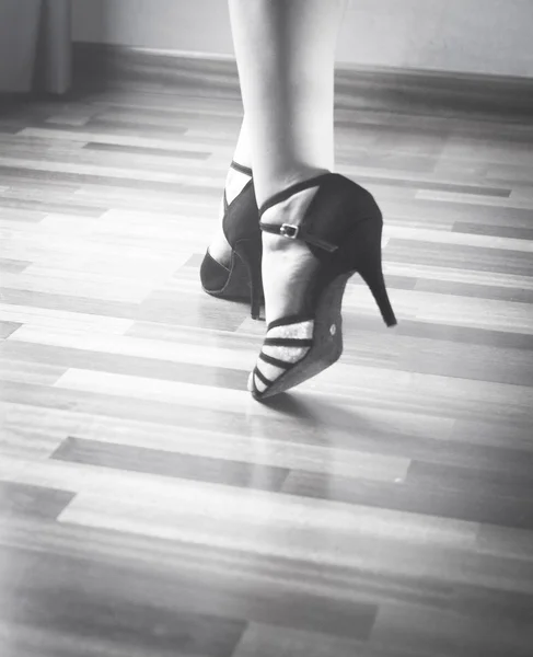 Ballerina latina di ballo da sala — Foto Stock