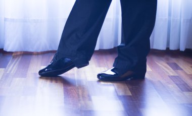 Balo salonu dans latin dansçı