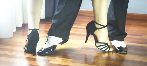 Ballroom dans latin dansers — Stockfoto