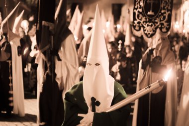 Paskalya Katolik İspanyolca alayı