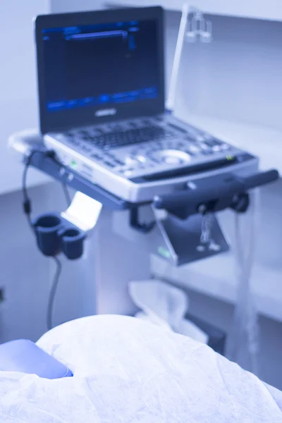 Ultraschall-Ekographie und Physiotherapie — Stockfoto