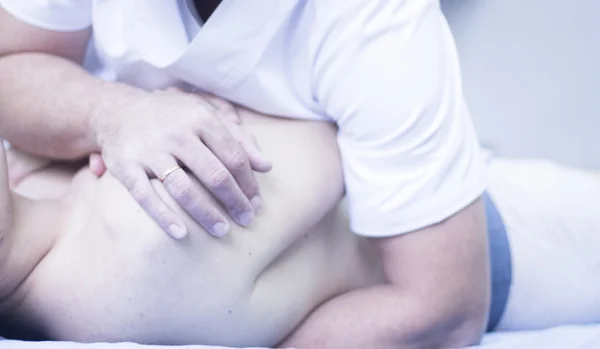 Osteopath and patient osteopathy — Stock Photo, Image